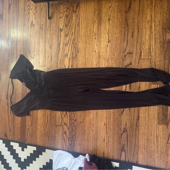 Women's Express Jumpsuit - Picture 2 of 4